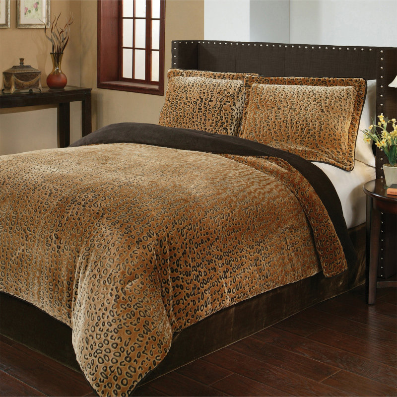 World Menagerie Millia Brown Reversible Animal Print 3 Piece Comforter